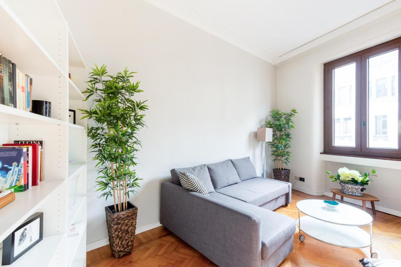 Spacious And Brilliant Apartment In Duomo By Easylife Milan Exterior photo